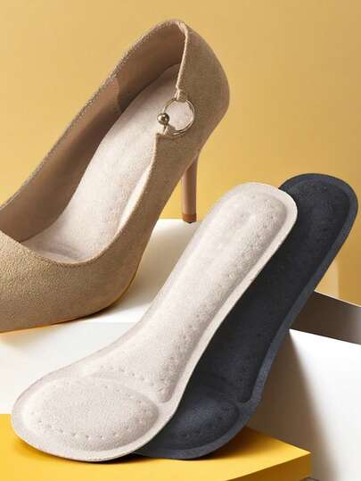 1 对自粘式前脚掌垫，吸汗、透气、防滑、柔软鞋垫，适用于高跟鞋和 3/4 鞋