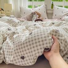 Pastoral Style Heart Print Bedding Set - Soft Polyester Duvet Cover, Including 1*Duvet Cover + 1*Bed Sheet + 2*Pillowcases, Japanese Minimalist, Brown Heart Print, Solid Color Bed Sheet, Suitable For Single, Twin, Double, Queen Beds, Home Bedroom Decor, Duvet Cover And Pillowcases Without Insert, Suitable For All Seasons