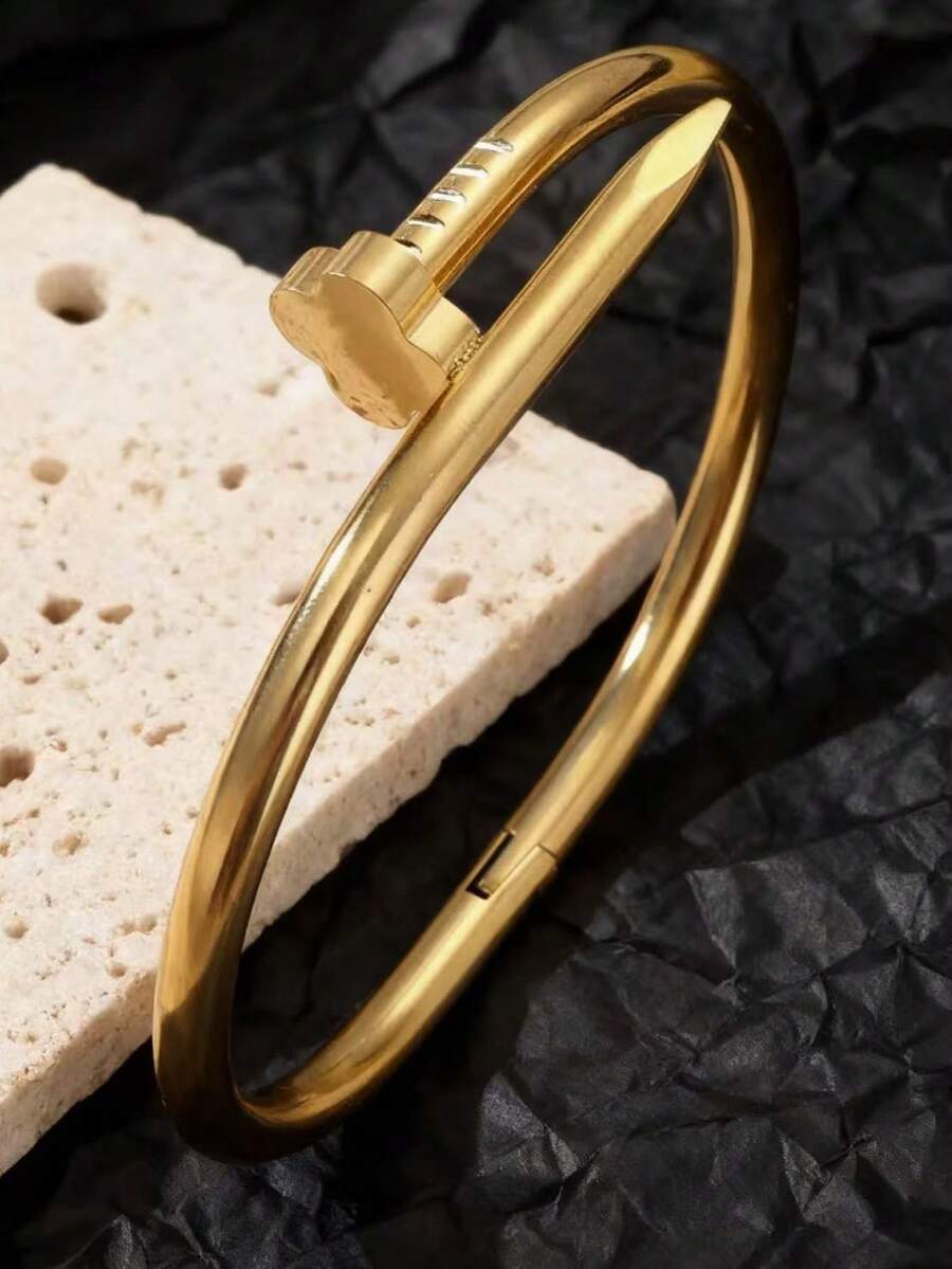 1pc Stainless Steel Artificial Stone Bracelet For Men, Non-Fading Elliptical, 18k Gold Plated Cubic Zirconia Flower Bracelet, Designer Jewelry, Gift For Teenagers - Gold Nails - View 1
