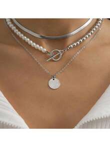 Set de 3 collares elegantes con cuentas de perlas falsas, collares de cadena plana de metal con colgante minimalista de estrella y luna dorada, adecuado para uso diario y regalos festivos