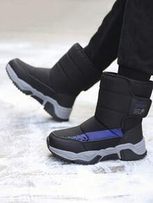 AFBB Botas de nieve para niños, zapatos de nieve de invierno cálidos para niños, impermeables y antideslizantes para adolescentes, botas de felpa gruesa para niñas y niñas, zapatos cálidos para exteriores para niños, adecuados para clima frío, caminar, acampar, senderismo y esquiar. La abertura lateral con facilita ponerse y quitarse estas botas de nieve. La suela texturizada proporciona tracción antideslizante.
