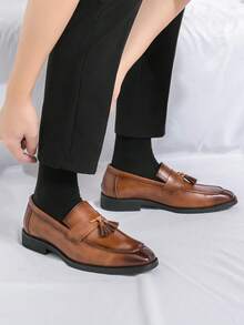 Giày lười nam tối giản có tua rua, giày da công sở lịch sự cho nam giới trẻ tuổi, giày slip-on màu trơn phù hợp cho đám cưới, hộp đêm, tiệc tùng, mặc hàng ngày và công sở. - màu nâu - Xem 6