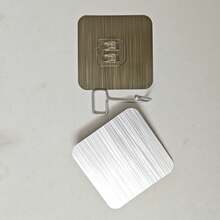 10个黑色自粘墙钩，实用壁挂式自粘挂钩，魔术挂钩，多用途，可用于悬挂衣物、帽子、毛巾、钥匙、杂物等，防水，无需钻孔，安装简便。适用于家庭、浴室、厨房、办公室、酒店等场所，可用于悬挂包包、毛巾、衣物、浴巾等。