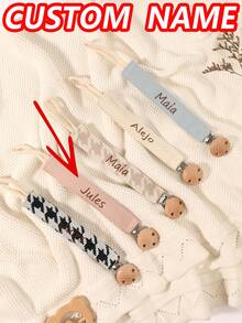 1 قطعة مشبك حلمة طفل مطرز باسم شخصي، طباعة نقاط كيوت مخصصة للأولاد والبنات، مشبك حلمة طفل قابل للتخصيص عالمي للتهدئة، مناسب لهدايا عيد الميلاد، المعمودية، ، عيد الميلاد، هدايا حفلة استحمام الطفل، ديكورات عائلية