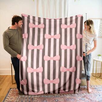 1pc Soft & Comfortable Cartoon Theme Flannel Throw Blanket, Striped & Bow Design, Versatile Use For Sofa, Bed, Car, Office, Camping, Perfect Gift For Family & Friends