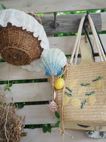 1 pieza Carillón de viento hecho a mano con concha de perla, diseño oceánico degradado azul, tres niveles con sonido nítido para decoración de dormitorio/decoración de habitación - Decoraciones de fiesta de cumpleaños con temática de sirena submarina, decoración de boda y eventos, accesorios de aula y oficina, decoración de dormitorio, decoración de habitación, decoración de vuelta a la escuela, adornos colgantes decorativos de verano para la decoración del hogar