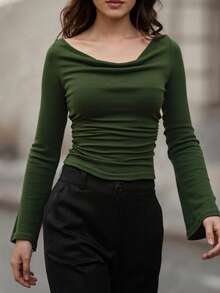 DONICY Women's Solid Color Draped Oversized Round Neck Flared Sleeve T-Shirt, Elegant Basic Top With Pleated Craftsmanship, Soft & Comfortable Fabric, Slimming & Atmospheric, French Retro Style, Suitable For Casual Gatherings, Dates, Business Events, Parties, Concerts, Holidays Like Christmas