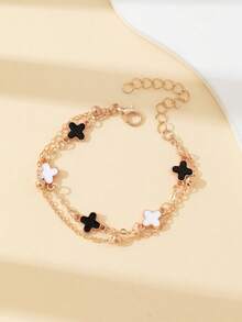 Elegant Clover Bracelet