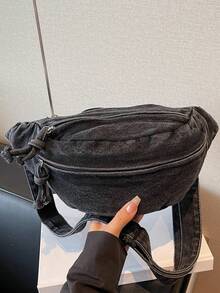 女士时尚水洗牛仔斜挎胸包，简约基本款大容量邮差包，休闲运动便携多口袋腰包 - 黑色 - 查看 9