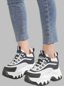 DareSee 女士运动坡跟运动鞋，字母图案系带运动鞋，适合音乐节、Y2KFest、秋季、圣诞节、冬季等场合，是理想的圣诞礼物之选。