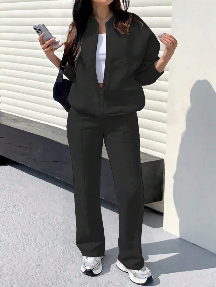 两件套：纯色简约卫衣外套上衣和直筒裤，柔软抓绒面料，适合春、秋、冬季穿着。 - 黑色 - 查看 1