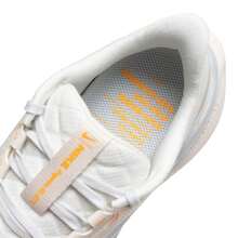 Nike 女士跑步鞋 AIR ZM PEGASUS 41 GTX 运动鞋，舒适休闲户外旅行鞋，FQ1357-102 - 白/足球灰/紅杉綠灰石板藍/日暑黃 - 查看 6