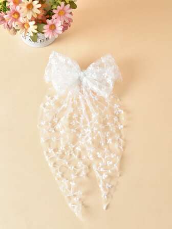 1 件优雅可爱的白色蕾丝刺绣发夹，带有长尾大蝴蝶结，适合女孩，适合用作婚礼发饰和青少年发夹，非常适合日常佩戴、节日和派对。