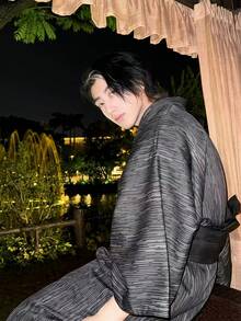 男性の日本の浴衣-伝統的な和服のガウン、ベルト付き、しわ防止、アイロンフリー、ゆったりとしたフィット、正式/非公式の場、文化儀式、写真撮影に適している-身長168-180センチ（5'6'-5'10'）-本格的な日本の服装、写真撮影服装、優雅なデザイン、耐久性のある構造、ベルトを含む、祝日の参加者に適している、サイズガイドをよく見てください - ブラック - チェックする 4