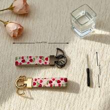 1pc Zinc Alloy Keychain, PU Pattern Printing, Elegant Design, Anti-Rust Coating. Suitable For Car Keys And Home Keys, Both Practical And Fashionable.