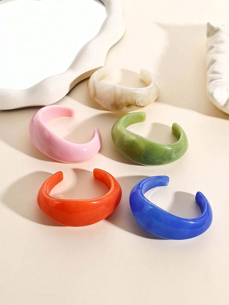 1pc Women's Fashion Open Bangle Bracelet, New Personalized Candy Color Resin Bracelet Jewelry Gift, Suitable For Women, Students, Girls For Daily Matching, Party, Banquet, Travel