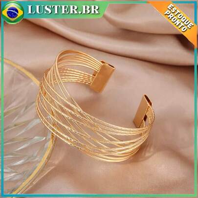 Pulseira de linhas geométricas vazadas da moda, versão aberta e larga, textura plissada, ornamento de pulso