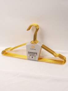 120 قطعة شماعات معدنية مانعة للانزلاق، شماعات سلكية قوية مع أخاديد مانعة للانزلاق، مناسبة لتنظيم خزانة غرفة النوم، ديكور العطلات، ديكور الغرفة، ديكور المنزل، ترتيب غرفة النوم، الديكور الداخلي وغيرها من السيناريوهات. لها وظائف التخزين والتنظيم، تتميز بأسلوب بسيط، مناسبة للاستخدام في الربيع، ويمكن أيضًا تعليق قمصان الصيف. خيار مثالي لهدايا عيد الميلاد.