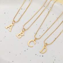 European And American Cross-Border Hot-Selling 26 English Alphabet Necklace Creative Simple Box Chain English Alphabet Pendant Collarbone Chain - Hình ảnh - Xem 4
