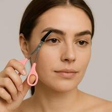 Tesoura De Aparar Sobrancelha Com Pente Cor Rosa Conjunto