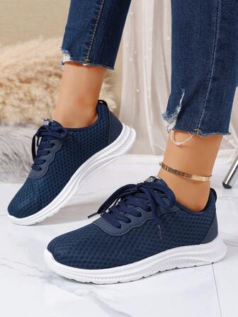 舒适时尚的青少年编织透气运动鞋 - 柔软、防滑、轻便、灵活的鞋子，适合户外活动、玩耍、上学和休闲穿着 - 非常适合成长中的双脚