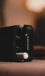 Cigarette Case Joint Holder Smell Proof Container Smoking Accessories Raw Cones Zig Zag Rolling Papers Smoke Buddy Holds 3 King Size Prerolls - MàuA - Xem 8