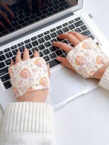 10双/30双/50双装暖手宝，冬季暖手宝，女士手脚保暖贴，可穿戴式暖手宝，45℃恒温加热4小时，独立包装，使用方便，即开即热，适合寒冷天气，可在寒冷的冬季佩戴，温暖您的手脚。成人适用。保暖、闺蜜节、宠物、嘉年华