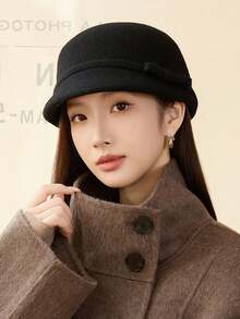 1 件优雅女士贝雷帽，精致蝴蝶结装饰，复古风格小巧迷人。采用优质保暖羊毛材质，与外套完美搭配，散发复古时尚气息。适合日常佩戴、主题公园、摄影等场合。 - 多色 - 查看 11