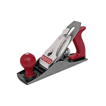 Cepillo para carpintero #4 WF1428 Wolfox Cepillo de carpintero manual multifuncional para madera, madera, wood planer, edge trimmer, herramienta de carpintería profesional de mano, mini cepilladora de bordes, cepillo de carpintero de mano, herramienta para bricolaje y manualidades. Este cepillo de carpintería manual, versátil y compacto, es una herramienta indispensable para cualquier proyecto de madera. Con su cuerpo de hierro fundido ajustable y hoja afilada, permite recortar, alisar y pulir bordes de madera con una precisión inigualable. Su diseño ergonómico y ligero lo hace ideal tanto para principiantes en bricolaje como para carpinteros experimentados.