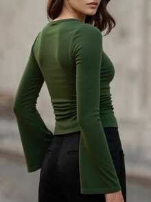 DONICY Women's Solid Color Draped Oversized Round Neck Flared Sleeve T-Shirt, Elegant Basic Top With Pleated Craftsmanship, Soft & Comfortable Fabric, Slimming & Atmospheric, French Retro Style, Suitable For Casual Gatherings, Dates, Business Events, Parties, Concerts, Holidays Like Christmas