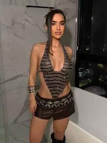 1件黑色Y2K风格性感身体链，手工仿珍珠配饰，适合夜店、派对和聚会，也是送给女性的绝佳礼物。 - 黑色 - 查看 3