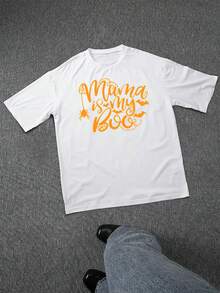 Camiseta para hombre con estampado gráfico "Mamá es mi Boo" de Spooky Season, diseñada para brindar comodidad y estilo, perfecta para festividades de otoño y uso diario informal, diseño único con temática de Halloween. - Blanco - Ver 3