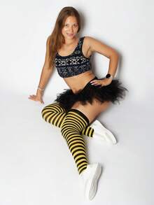 1 双加大码女式条纹过膝袜，适合圣诞节/万圣节，条纹过膝袜，加大码女式角色扮演/动漫长袜 - 黑黃色 - 查看 3