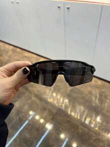 RD Ev400 Polarized Lens Sunglasses For Men - Black - View 2