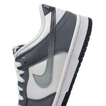 Nike 青少年运动鞋 - 冷灰/淺煙灰/山峰白/白/黑 - 查看 7