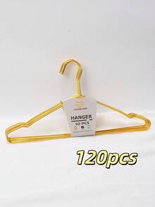 120 قطعة شماعات معدنية مانعة للانزلاق، شماعات سلكية قوية مع أخاديد مانعة للانزلاق، مناسبة لتنظيم خزانة غرفة النوم، ديكور العطلات، ديكور الغرفة، ديكور المنزل، ترتيب غرفة النوم، الديكور الداخلي وغيرها من السيناريوهات. لها وظائف التخزين والتنظيم، تتميز بأسلوب بسيط، مناسبة للاستخدام في الربيع، ويمكن أيضًا تعليق قمصان الصيف. خيار مثالي لهدايا عيد الميلاد.