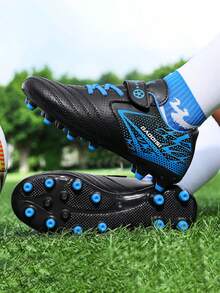 1 双儿童透气皮革长钉足球鞋，防滑耐用草地足球鞋，适合日常训练和专业足球，男女通用