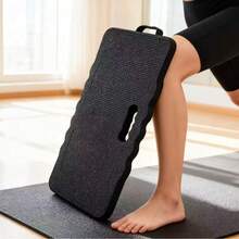 1 Stück rutschfestes, hochdichtes Schaumstoff Kniepolster, bequemes Kissen für Gärtnern/Reinigen/Yoga/Training. Rutschfester, hochdichter Schaumstoff Knieschutz - reduziert den Knie-Druck auf harten Oberflächen (Gärtnern/Reinigen/Training). Hochdichtes Schaumstoff Knie-Kissen - rutschfest für Gärtnern,