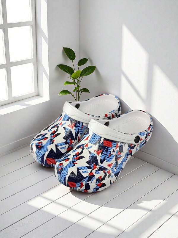 صندل منزلي رجالي عشوائي الطباعة، يومي كاجوال مسطح ومريح للخارج، حذاء صيفي جديد للحفلات والشاطئ مع ثقوب