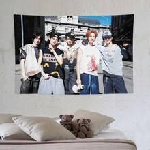 Cortis And Crew In City Square Series - Art Tapestry - Vibrant Wall Decoration For Living Room  Bedroom   Office - Aesthetic Home And Party Decoration  Theme Style Design  Music Room Decoration  Tapestries   Christmas Eve Tapestry  Artistic Design  Soft Fabric  Highquality Print  Stylish Drape  Interior Designers - 彩色 - 查看 2