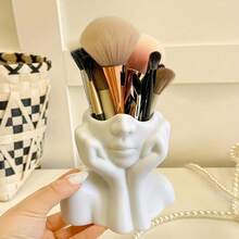 Makeup Organizer Makeup Brush Holder, Plastic + PP Material, Creative Abstract Human Face Sculpture Makeup Brush Holder, Home Decor, Makeup Brush Storage Box + Multi-Functional Art Supplies Pen Holder For Office Desk, Suitable For Office, Home, Living Room, Vanity, Tabletop, Bathroom, Desk, Desktop Storage, Versatile Gift For Family, Colleagues And Loved Ones, White, Makeup Organizer, Vase, Bouquet (12.5*11.5*8.5)