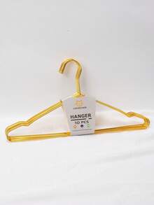 120 قطعة شماعات معدنية مانعة للانزلاق، شماعات سلكية قوية مع أخاديد مانعة للانزلاق، مناسبة لتنظيم خزانة غرفة النوم، ديكور العطلات، ديكور الغرفة، ديكور المنزل، ترتيب غرفة النوم، الديكور الداخلي وغيرها من السيناريوهات. لها وظائف التخزين والتنظيم، تتميز بأسلوب بسيط، مناسبة للاستخدام في الربيع، ويمكن أيضًا تعليق قمصان الصيف. خيار مثالي لهدايا عيد الميلاد.