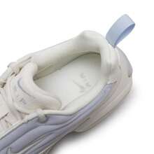 Nike 男女通用休闲鞋 AIR MAX PORTAL SE，轻便日常步行通勤鞋，HV4441-085 - 足球灰/帆白 - 查看 6