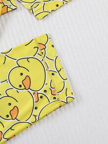 Set de 2 piezas de ropa de dormir para mujer de talla grande con estampado de pato lindo, que incluye camisa de manga larga con cuello y botones, y pantalones con cintura elástica suave. Conjunto elegante para uso diario, pijama para fiestas de vacaciones, ropa cómoda para estar en casa.