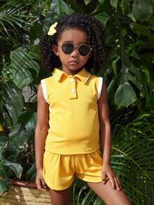 Conjunto Infantil de DoS Pieza para Niña – Polo sin Mangas y Short en Colores Vibrantes - Amarillo - Ver 3