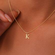 European And American Cross-Border Hot-Selling 26 English Alphabet Necklace Creative Simple Box Chain English Alphabet Pendant Collarbone Chain - Hình ảnh - Xem 1