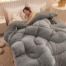 1 件加厚夏尔巴印花被子，温暖柔软，适合客房、宿舍、卧室家居使用（仅被子，无枕芯或枕套）