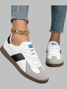 DareSee 新款高品质女士时尚休闲复古运动鞋，双色奢华平底运动鞋，白色学生情侣鞋，鞋子，圣诞节、感恩节、新年、音乐节、Y2K 节、返校季、秋季、圣诞节、冬季圣诞节礼物的完美之选 - 白色 - 查看 2