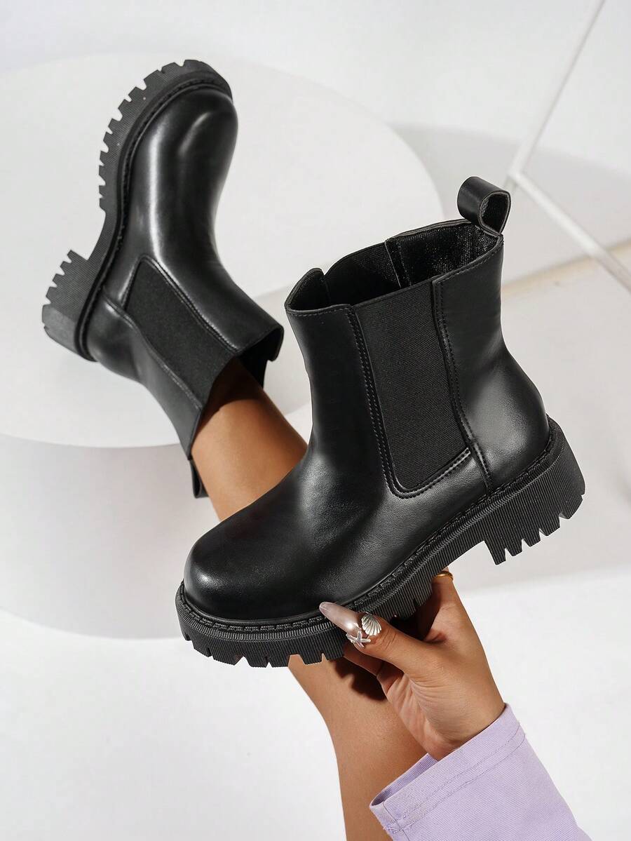 Botas de tobillo estilo británico para mujer, nuevas para otoño/invierno, suela gruesa y ligera, botas cortas clásicas de moda en color negro, botas para damas