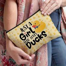 1pc Cute Duck Cosmetic Bag With "Just A Girl Who Loves Ducks" Design - Yellow & White Duck Pattern Makeup Pouch, Portable Travel Toiletry Organizer For Women, Girls, Duck Lovers (Birthday Gift For Daughter, Sister, Friends)